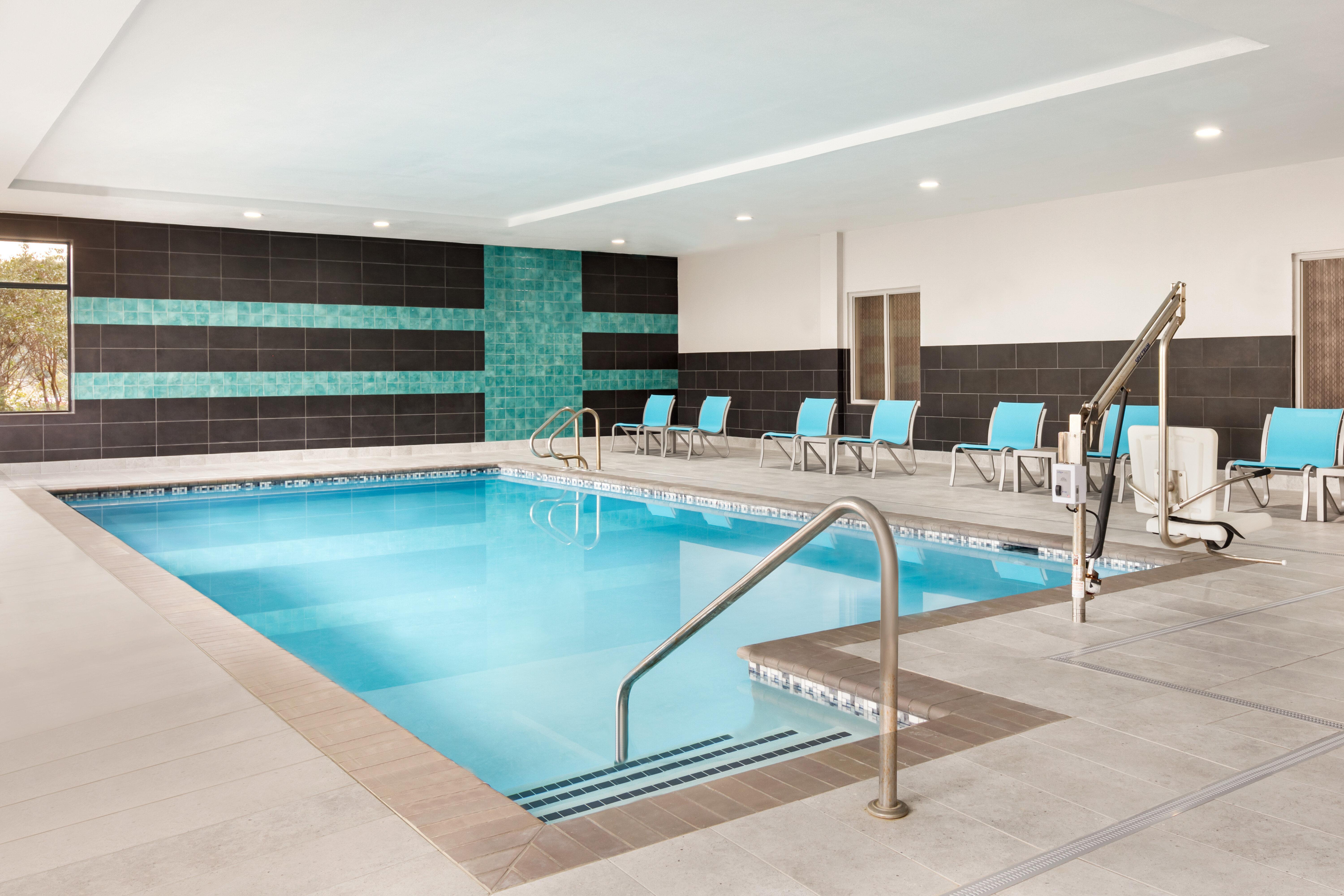 Holiday Inn Express Hotel & Suites Norfolk Airport By Ihg Bagian luar foto
