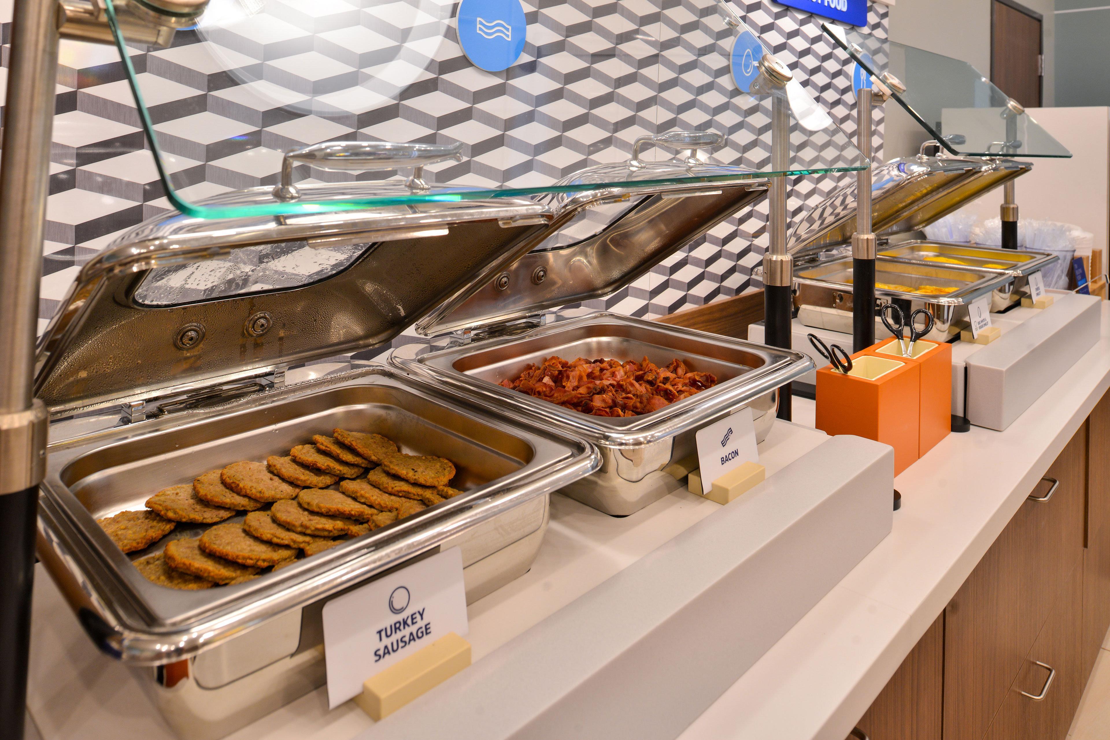 Holiday Inn Express Hotel & Suites Norfolk Airport By Ihg Bagian luar foto