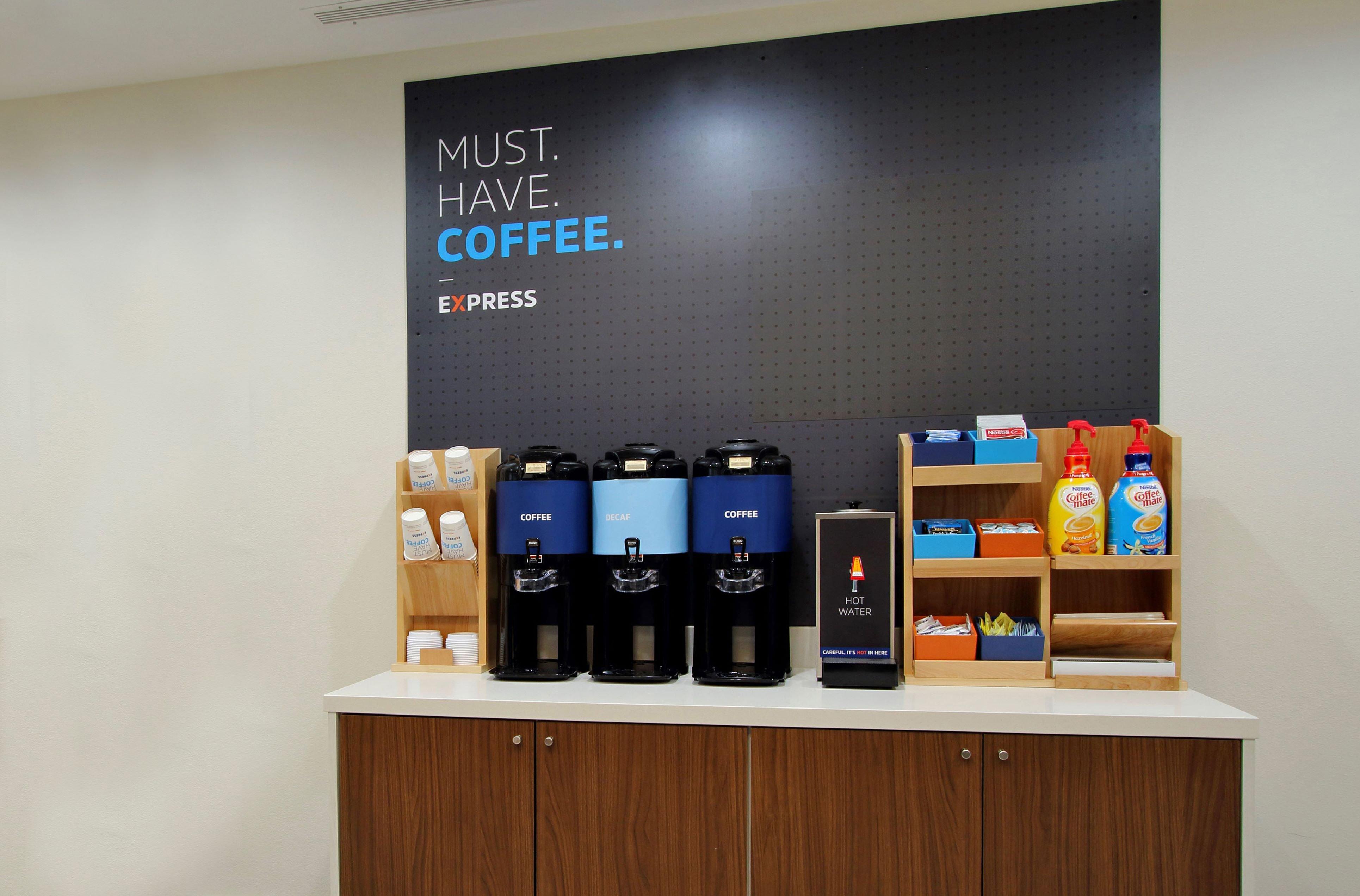 Holiday Inn Express Hotel & Suites Norfolk Airport By Ihg Bagian luar foto