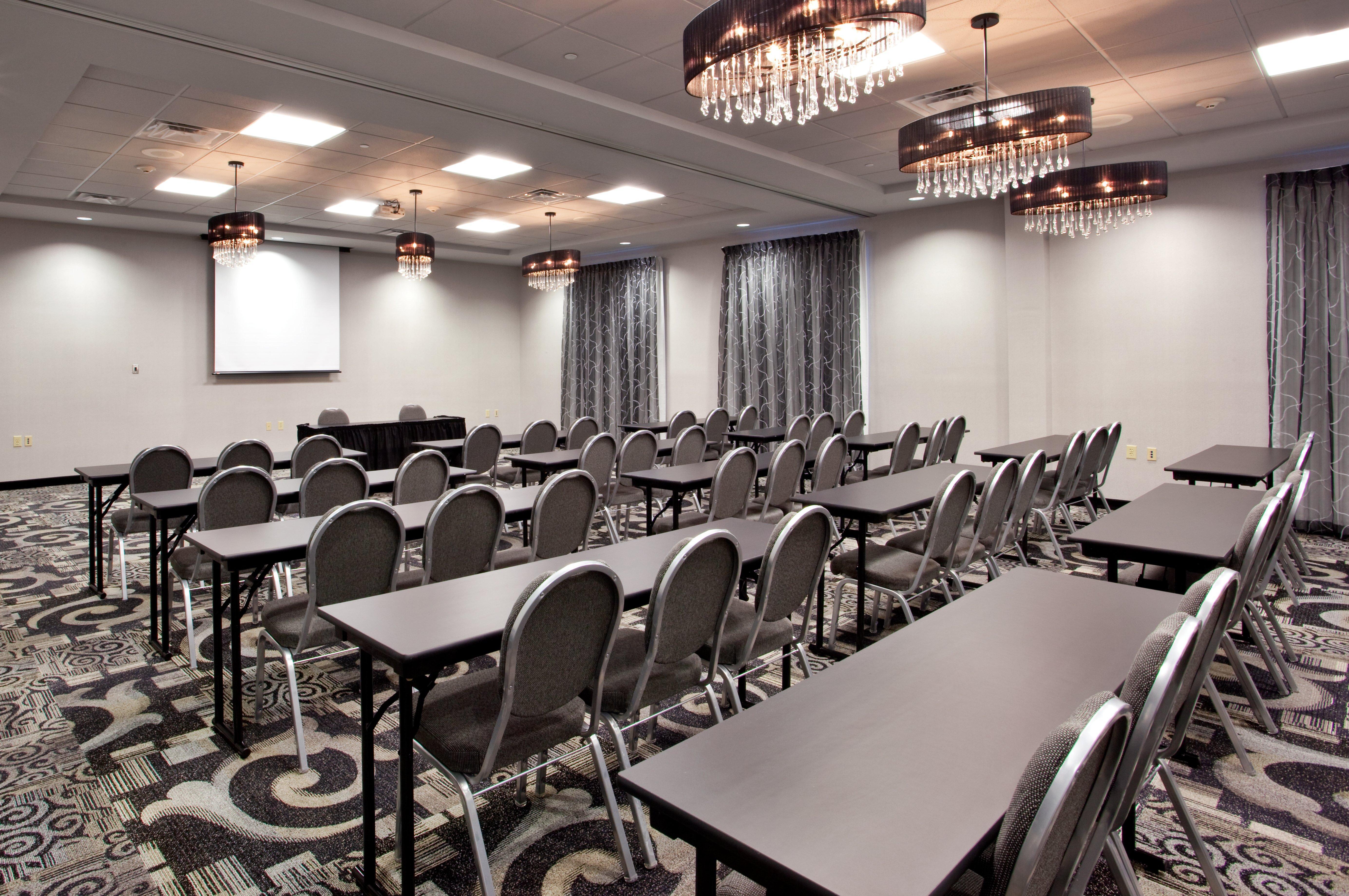 Holiday Inn Express Hotel & Suites Norfolk Airport By Ihg Bagian luar foto